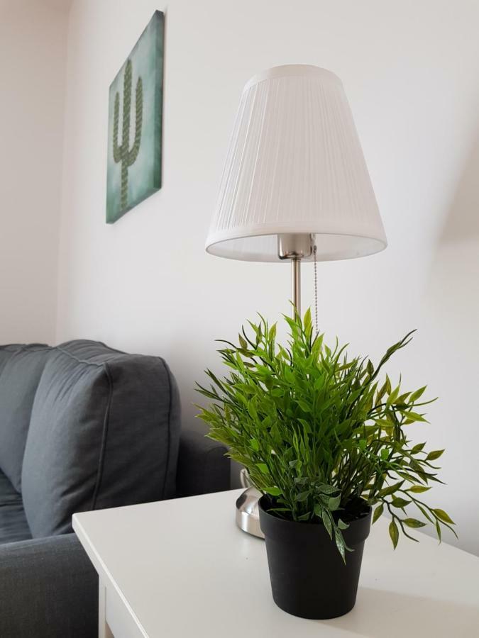 Oberiter Apartments - Center Of Zagreb, Fast Wifi, Ac, Kitchen, Parking ภายนอก รูปภาพ