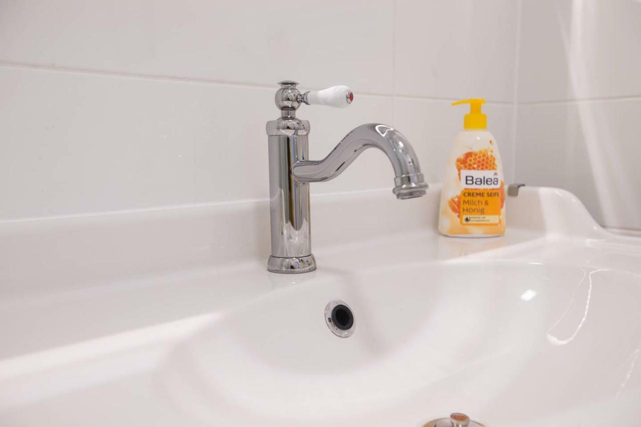 Oberiter Apartments - Center Of Zagreb, Fast Wifi, Ac, Kitchen, Parking ภายนอก รูปภาพ